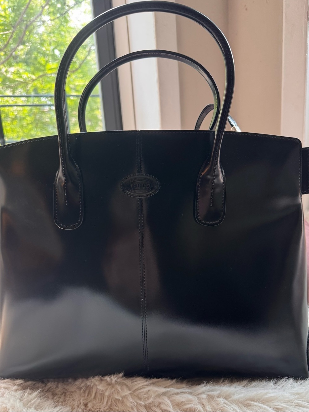 Tod’s Black 2 Way Bag